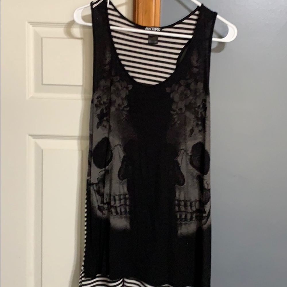 Skull tank top